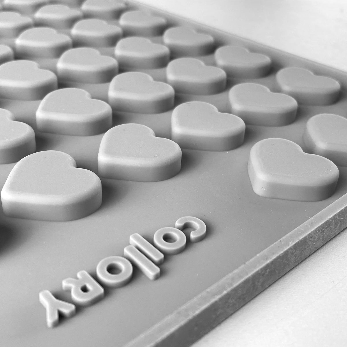 Collory Backmatten für Hundeleckerlis in Herzform